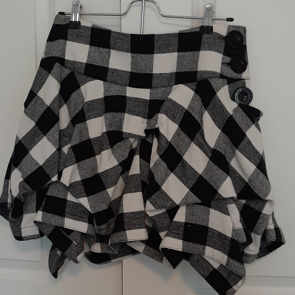Love Mate Plaid Skirt